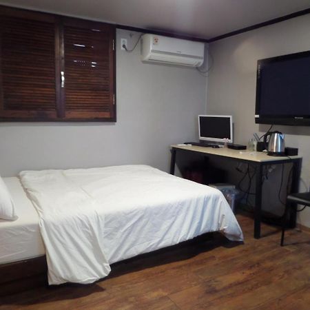 Hotel Grim Jongno Сеул Екстериор снимка