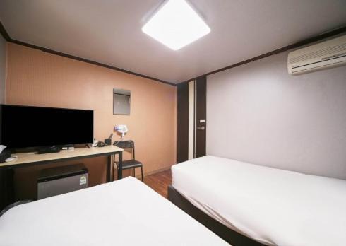 Hotel Grim Jongno Сеул Екстериор снимка